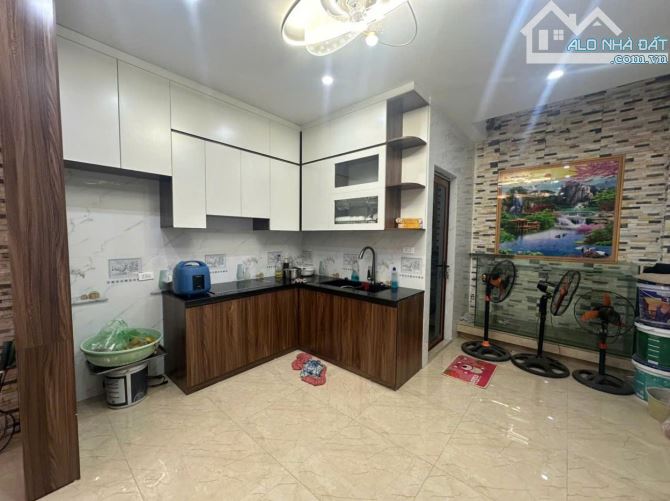 # Hiếm- Khó Tìm, Nhà 40m2, Trung Tâm Tây Hồ, Nhỉnh 3 Tỷ - 1