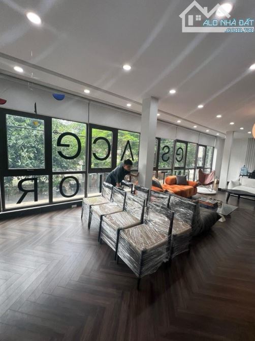 HIẾM- NGUYỄN NGỌC VŨ LÔ GÓC 3 THOÁNG- KINH DOANH SẦM UẤT- MẶT TIỀN 13,2M- Thang máy-39,5Tỷ - 1