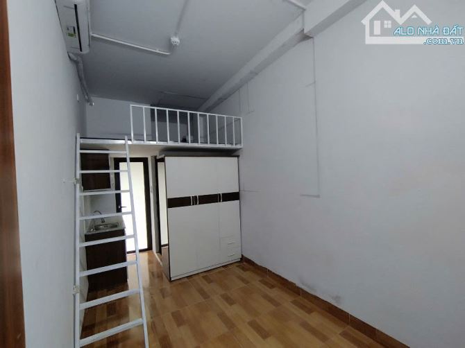 BÁN CCMN YÊN XÁ – 7 TẦNG – 17 PHÒNG – DOANH THU GẦN 70TR/THÁNG - 1