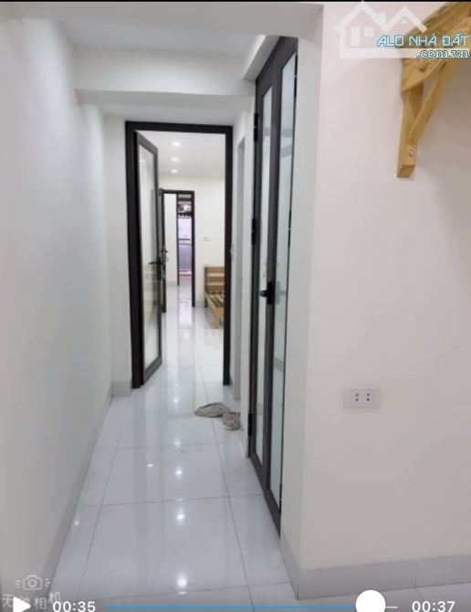 Siêu hiếm - Nhà Tầng 1 hai mặt ngõ 2,5 tir - Ô tô gần Tại Sài Đồng Long Biên - 1