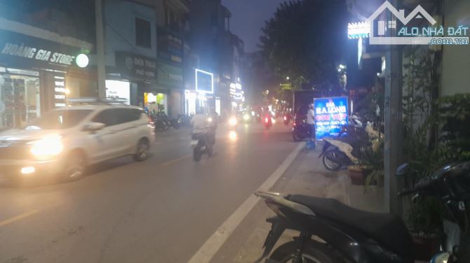Bán Nhà Mặt Phố Quận T/Xuân 1100m5T MT25m Vỉa Hè Tặng GPXD 15 Tầng 363 Tỷ Phố Vọng. - 1