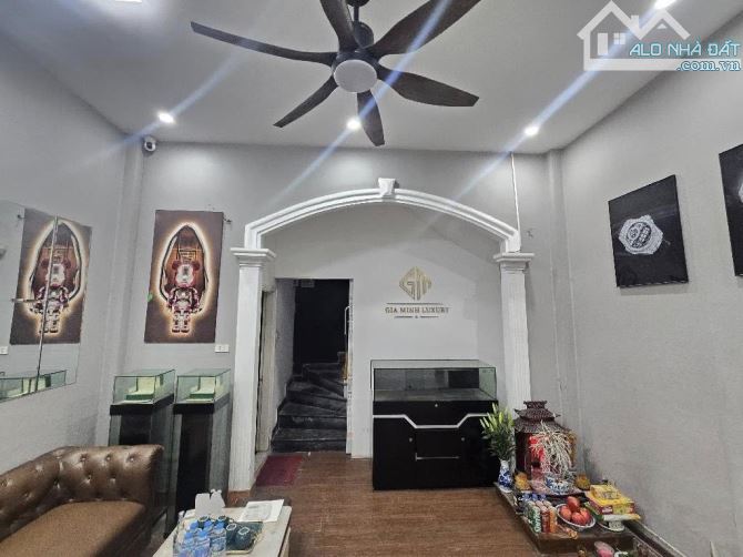 Phân lô Trung Hoà, vỉa hè, ô tô tránh, vào nhà, vài bước ra phố, 30m2, 12 tỷ - 1
