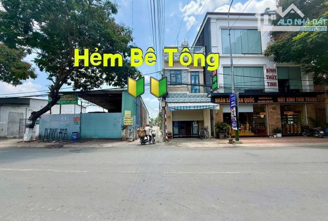 Nhà hẻm xe hơi đường Nguyễn Du Đông Hòa Dĩ An Bình Dương giá 3.9 tỷ giá rẻ đầu tư - 1
