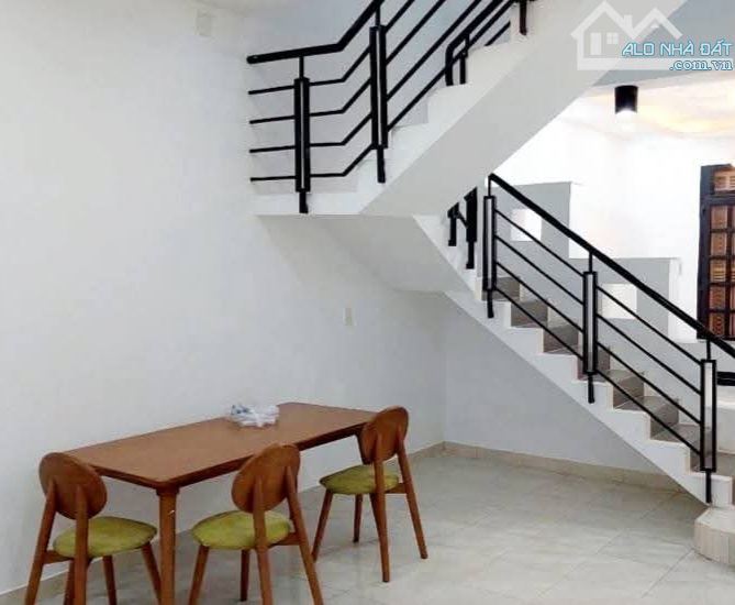 Bán nhà Bình Tân - Bùi Tư Toàn 64m2 2 tầng nhỉnh 4 tỷ hẻm xe hơi đổ cửa - 1