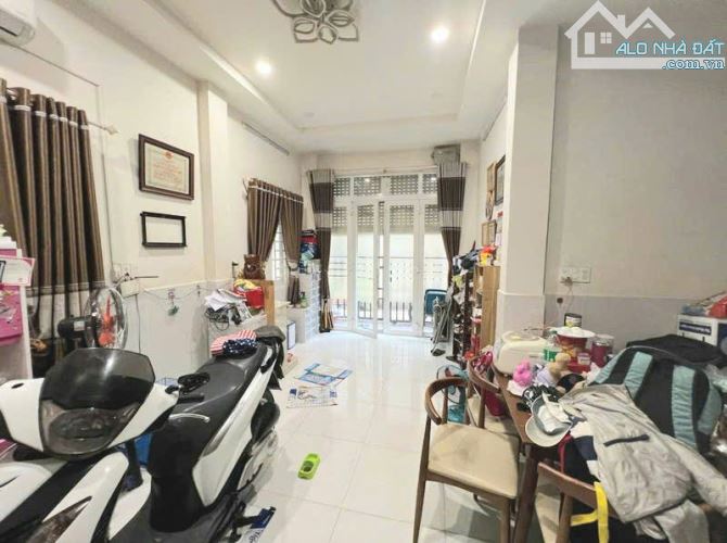 BÁN NHÀ!!  ĐƯỜNG LÊ HỒNG PHONG  - 44M2 - 4 TẦNG ĐƯỜNG 3M - CHỈ 6,8 TỶ - NỘI THẤT MỚI - 1