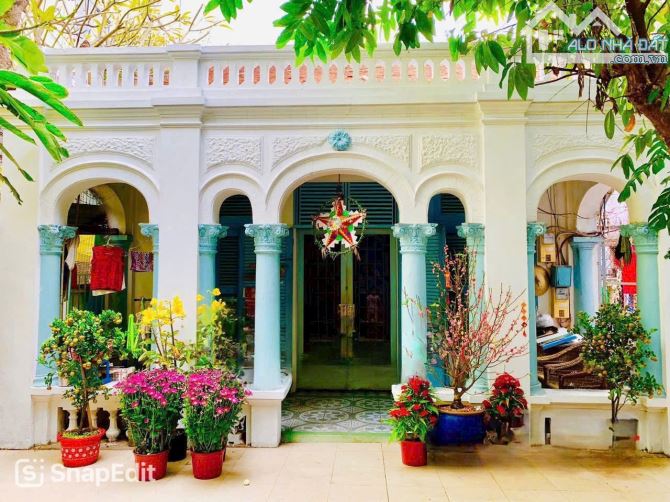Biệt Thự Cổ ngay Trung Tâm Quận1, 262M2, 262m2, ngang 9m, giá 60.x Tỷ - 1