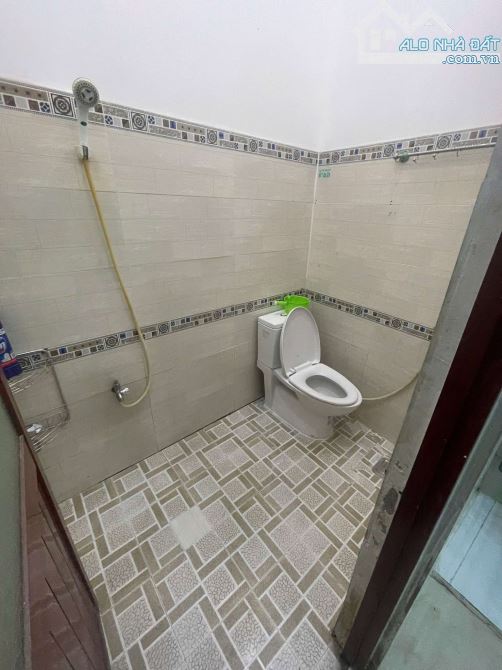 Nhà C4 sát chợ hốc môn _ dt 5 x10 _ giá 1tỷ 350tr - 1