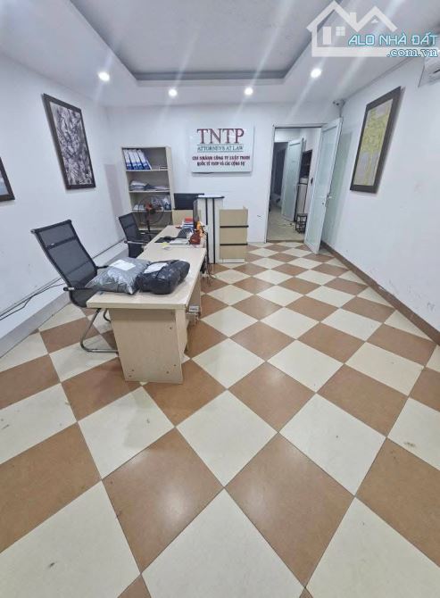 Tây Sơn, Phân lô CB, Oto tránh dừng đỗ, Sát phố. 107m2 x 5t, MT 5m. Chỉ 27.5 tỷ! - 1