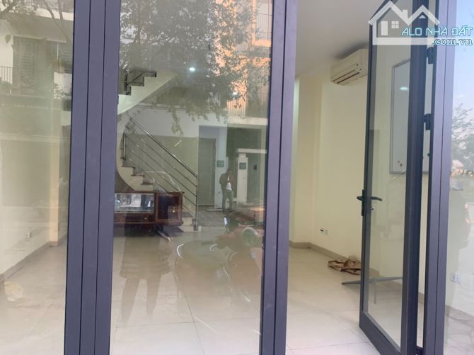 cho thuê tầng 1 50m2 nhà mặt phố 119 Trần Đăng Ninh, Cầu Giấy - 1