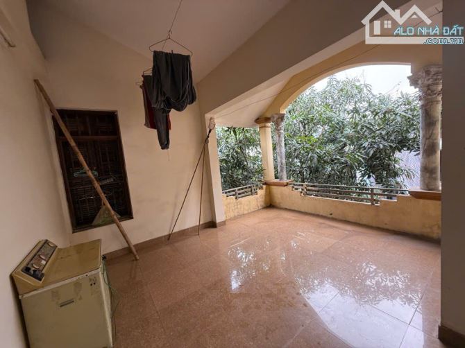 BIỆT THỰ SÂN VƯỜN AN DƯƠNG VƯƠNG – 250M² – Ô TÔ VÀO NHÀ – 3 TẦNG – 7 NGỦ – SÁT KĐT LỚN - 1