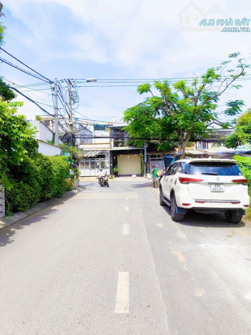 Q9, Bán nhà C4 mặt tiền đường, ngay ngã ba Tam Đa & Nguyễn Duy Trinh, DT 74m2, nhỉnh 4 tỷ - 1