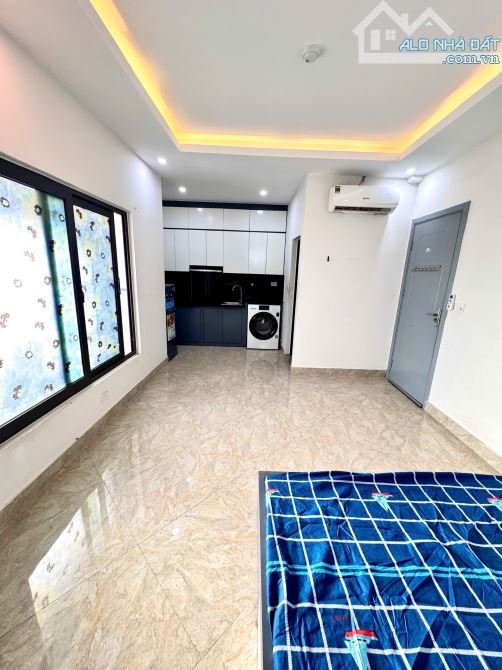 Cho Thuê CCMN 145 Chính Kinh Thanh Xuân 35m2 Studio Ban Công Cửa Sổ Giặt Riêng Thang Máy - 1