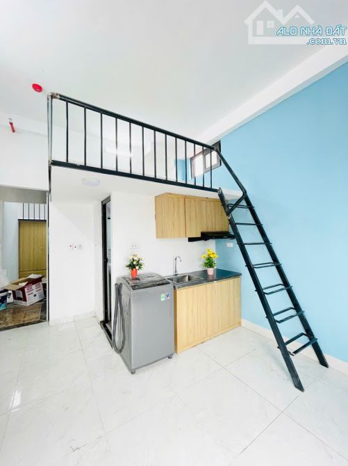 Cho Thuê CCMN 30 Trung Phụng Đống Đa 25m2 Gác Xép Ban Công Cửa Sổ Giặt Riêng Thang Máy - 1