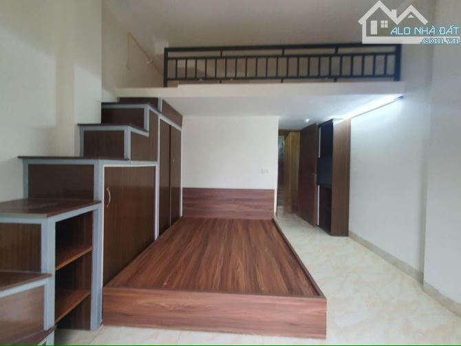 BÁN NHÀ CCMN- PHÁO ĐÀI LÁNG-7 TẦNG THANG MÁY-6 PHÒNG KÉP KÍN,FULL NỘI THẤT - 1