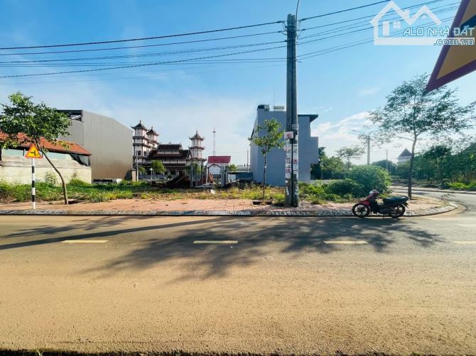 BÁN 2 LÔ LIỀN KỀ KHU ĐẤU GIÁ HÀ HUY TẬP. GIÁ: 11 TỶ - 1