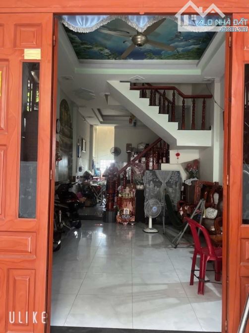 Bán nhà 3 Tầng ngay Trung Tâm Dĩ An,Gần trường THPT Dĩ An,đường 2 ô tô - 1