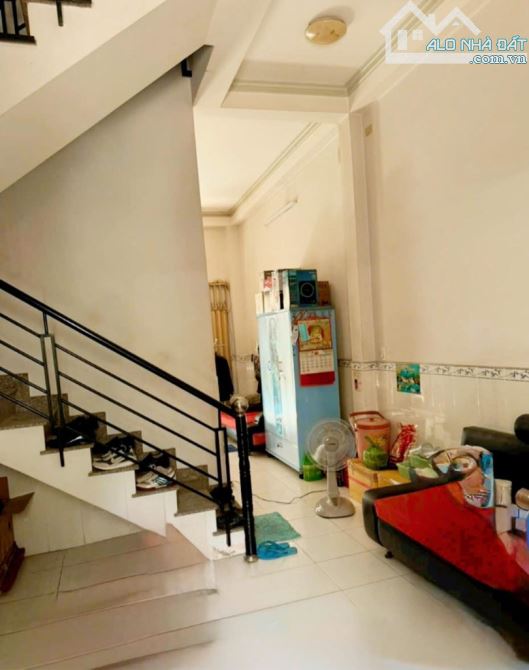 Cần tiền bán gấp nhà hẻm 7m Hương Lộ 2 - Mã Lò. DT 5x12m Giá 3,3 tỷ - 2