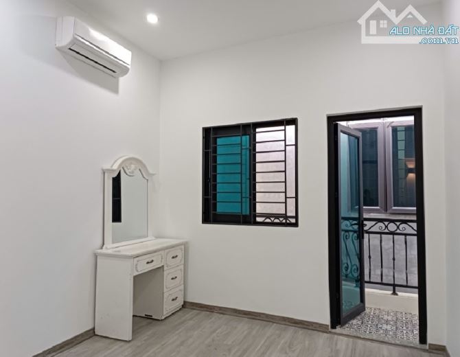 BÁN NHÀ ĐẸP ĐÔNG NGẠC - BẮC TỪ LIÊM | GIÁ CHỈ HƠN 5 TỶ!!! Diện tích 50m2 – nhà 2 tầng - 2