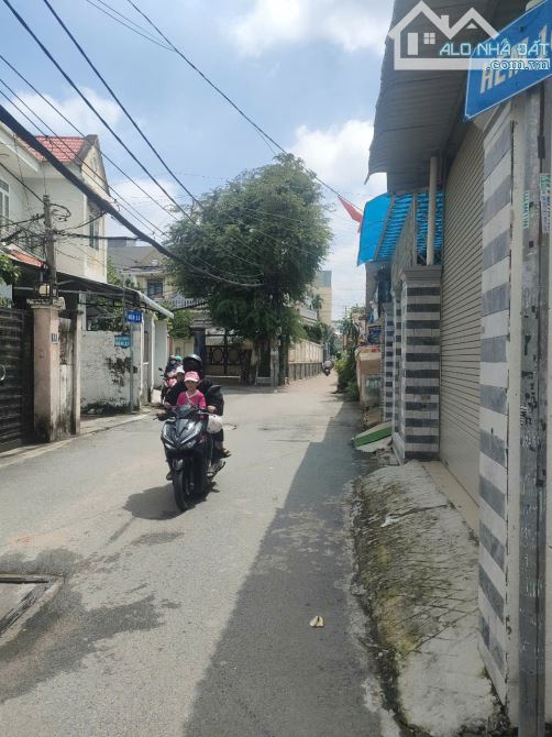"BÁN NHÀ  MTKD  XD 3 TẦNG - ĐƯỜNG 359- PHƯỚC LONG B, TĐ - GIÁ NHỈNH : 8,X TỶ (còn TL) ,Diệ - 2