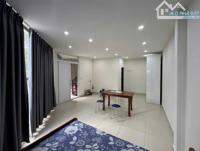 BÁN NHÀ MẶT PHỐ PHẠM VĂN ĐỒNG – KINH DOANH ĐỈNH, Ở CỰC SANG–CHỈ VIỆC XÁCH VALI VỀ Ở! 40M2 - 2