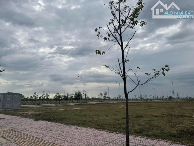 Đất mặt tiền đường Nhơn Trạch - 1 tỷ 2, 150m² - 2
