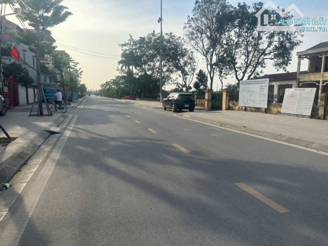 NGÕ OTO ĐỖ CỬA - ĐẤT VUÔNG VẮN - CÁCH NHÀ VĂN HOÁ KHU ĐẤU GIÁ 100M- CÔNG VIÊN KIM QUY - 2