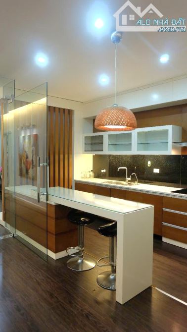 NHÀ PHỐ THÁI HÀ - Ô TÔ TRÁNH - DTSD cực rộng 71.2m2 - 15.6 TỶ - 2