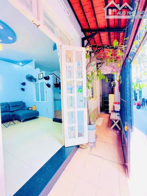 B.Á.N N.H.À. Đẹp Lưu Hữu phước 48m2. Vô ở Ngay . SHR. Phường 15 Quận8. Nhỉnh 3Tỷ - 2