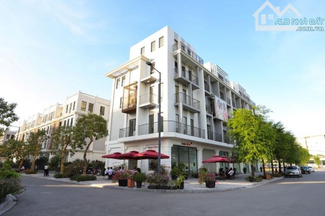 Bán LK 75 m2 rẻ nhất mặt phố đi bộ KĐT The Manor Central Park giá 27 tỷ - 2