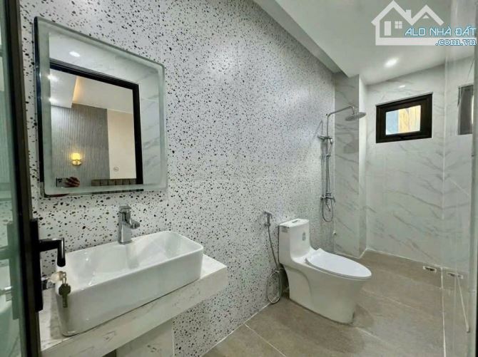 BÁN NHÀ ĐẸP 2 TẦNG ĐƯỜNG LỖ GIÁNG 24 - HOÀ XUÂN 🔥 , DT 100m GIÁ CHỈ NHỈNH 4 TY 🏡 T - 2