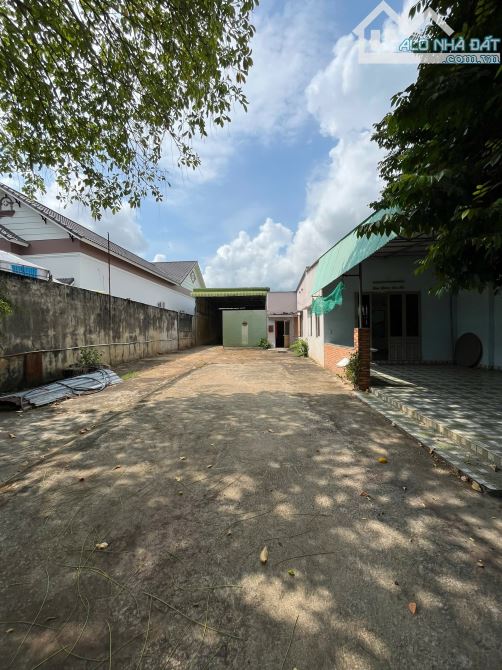 BÁN NHÀ MẶT TIỀN QUỐC LỘ 20 KINH DOANH 14MX53M(810M2) CÓ SẴN 450M2 THỔ CƯ SIÊU RẺ CHỈ 5TỶ5 - 2