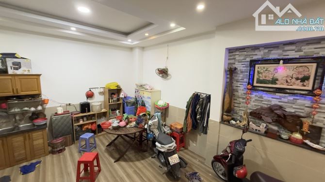 ⚡ NHANH! HẺM ĐẸP CÔ GIANG 4.3x16.3m 3 TẦNG - TIỀM NĂNG CHO THUÊ CAO - 2