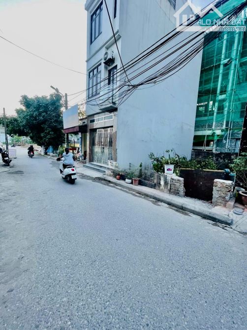 Mảnh Đất Vàng Long Biên, Bát Khối chỉ 8 tỷ- 60m2-Mt 5.3m-Ô TÔ TRÁNH-NGÕ THÔNG-KINH DOANH - 2