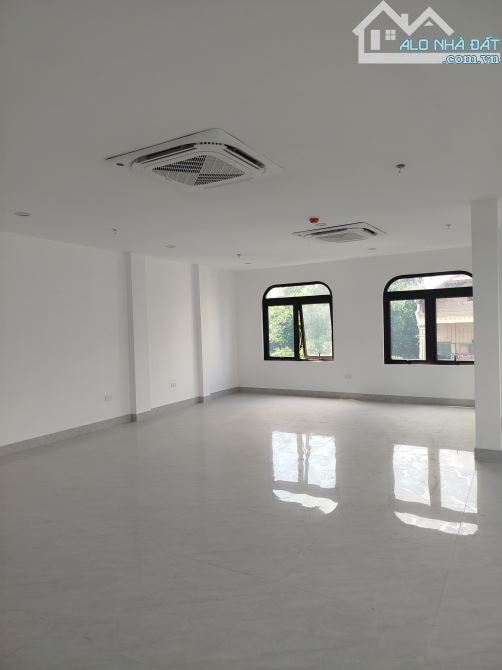 MẶT NGUYỄN VĂN TRỖI, THANH XUÂN, VỈA HÈ RỘNG, LÔ GÓC, 8T THANG MÁY, 90M2 MT 8M. - 2