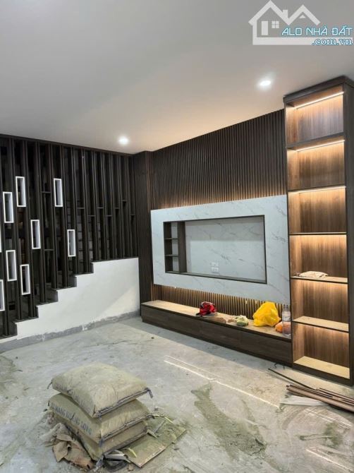 Nhà đẹp Võng Thị - Đi bộ ra Hồ Tây - Vị trí vàng trong làng sống sướng - 2