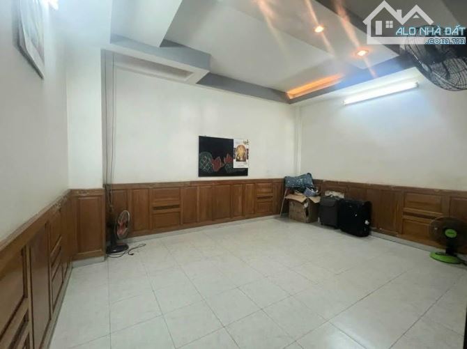 Bán nhà Gò Vấp, hẻm xe hơi Thống Nhất 74M² x 4 tầng,vào ở ngay, hơn 6 tỷ - 2