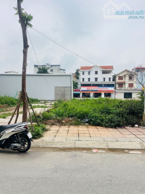 Bán lô đất tái định cư Ngọc Thuỵ Long biên 80m mt 5.6m giá 24.8 tỷ ô tô tránh vỉa hè kd - 2