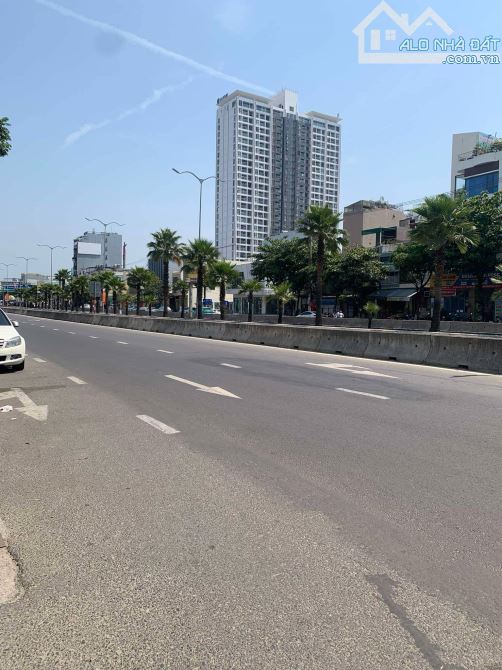 cần bán lô đất  450m2 mặt tiền _đường Ngô Quyền .. cạnh cầu Rồng ._ Sơn Trà . Đà Nẵng . - 2