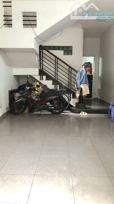 NHÀ ĐẸP 65M² VUÔNG VỨC, CẠNH CƯ XÁ BẮC HẢI, 3 TẦNG KIÊN CỐ, GIÁ 8.6T - 2