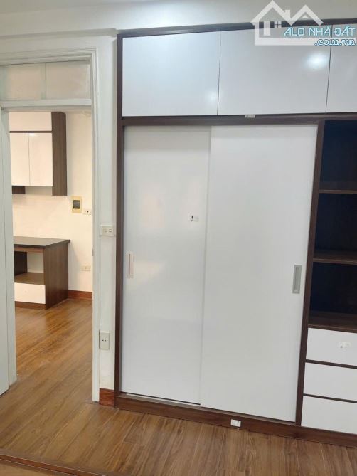 BÁN CHUNG CƯ MỸ ĐÌNH - THANG MÁY- SỔ CHUNG - 2 NGỦ - KHÁCH- BẾP- VS .50M 1.8 tỷ - 2