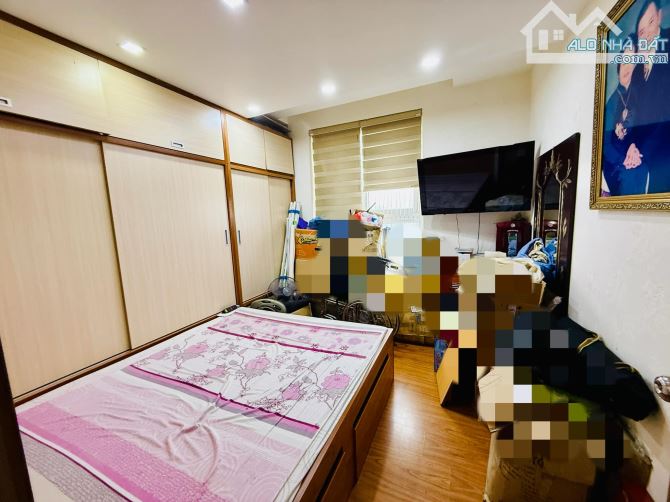 Cần bán căn hộ chung cư cao cấp AZSKY KĐT Định Công. DT 80M2. Giá 5 tỷ. - 2