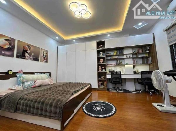 Nguyễn Thị Thập, Cầu Giấy, nhà mới, 8 tầng, thang máy, đường 8m, vỉa hè, gần 70m, 31 tỷ - 2
