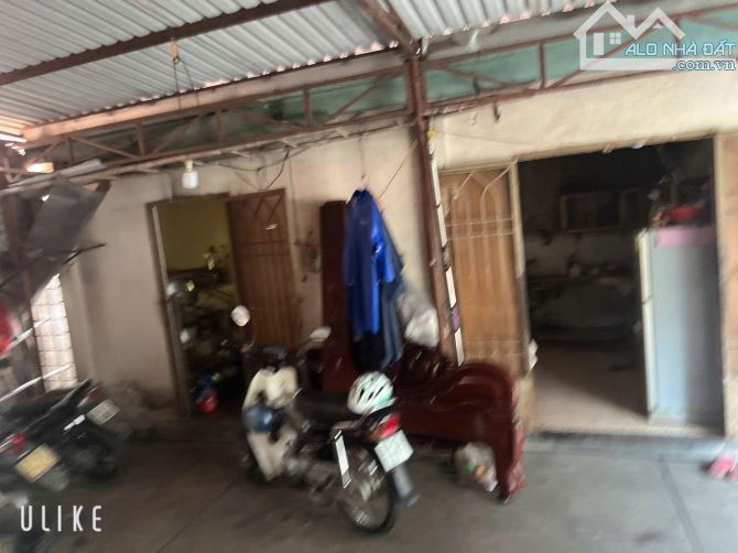 Bán nhà MẶT TIỀN Nguyễn Thị Minh Khai ngang 10m,giá rẻ như trong hẻm - 2