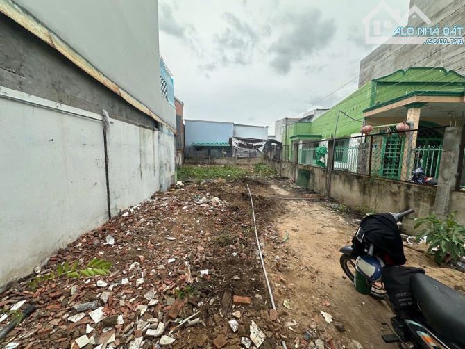 Bán 200m2 Đất, Huỳnh Tấn Phát, Nở hậu, 3 mặt tiền, Ngang 8m. Chỉ 10.x tỷ - 3