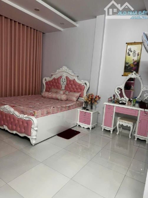 Bán Hà Huy Giáp vào chỉ 100m, Quận 12, 4 Tầng, 4,5 x 19, nhích 5ty - 3