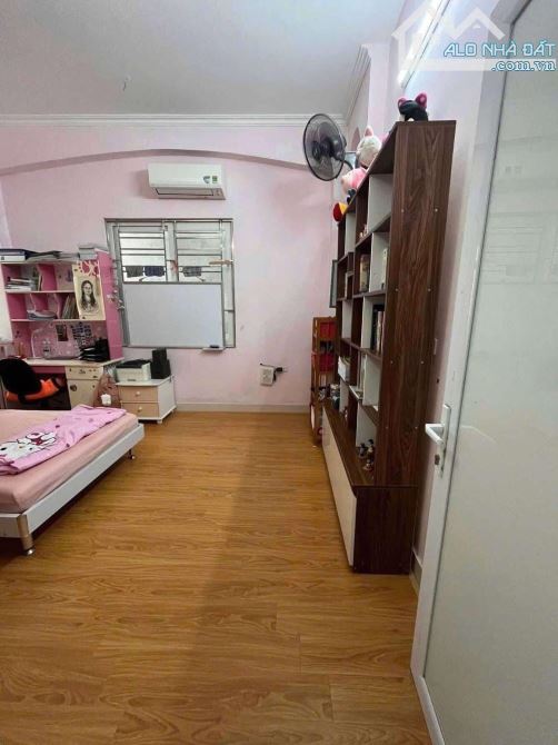 Bán nhà riêng dân xây đường Cầu Giấy, 40m2x5, mặt tiền 4.5m chỉ 8.6 tỷ - 3