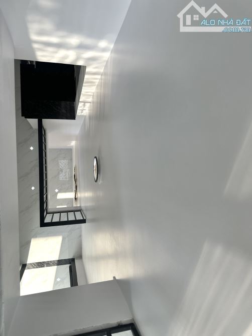🌴 Chủ gấp bán nhà 3 tầng - 55mv, Nhà mới hoàn công đủ - Hẻm xe hơi. Pháp lý chuẩn. - 3
