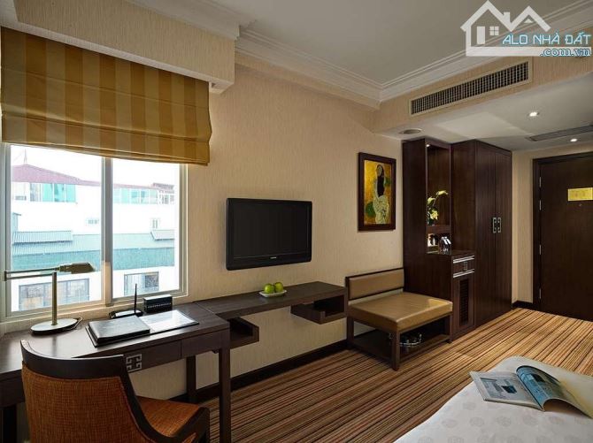 Khách sạn phố cổ Hoàn Kiếm- 60 phòng- đẳng cấp tiêu chuẩn 4 sao - 13 tầng - 248m2 - 250 tỷ - 3