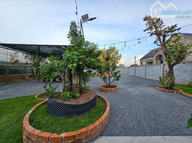 Bán nhà vườn nghỉ dưỡng 1600m2 ở  TT P.Định Hòa ,TP Thủ Dầu Một, Bình Dương - 3