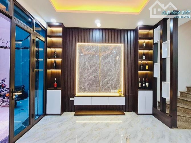 🔥 Phú Nhuận– Nhà 1 Trệt 2 Lầu ST –DT 50.4m² – Đường Phùng Văn Cung – Giá Siêu Mềm 2.55 Tỷ - 3